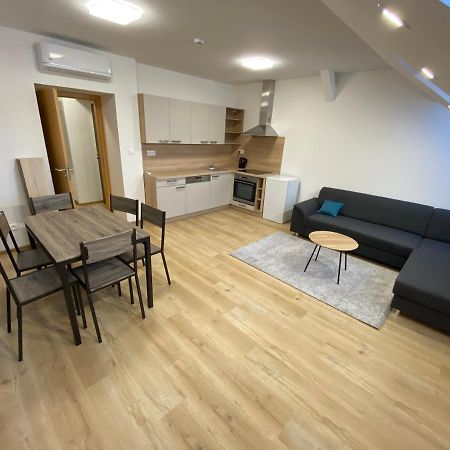Ferienwohnung No. 34 Hradec Králové Exterior foto