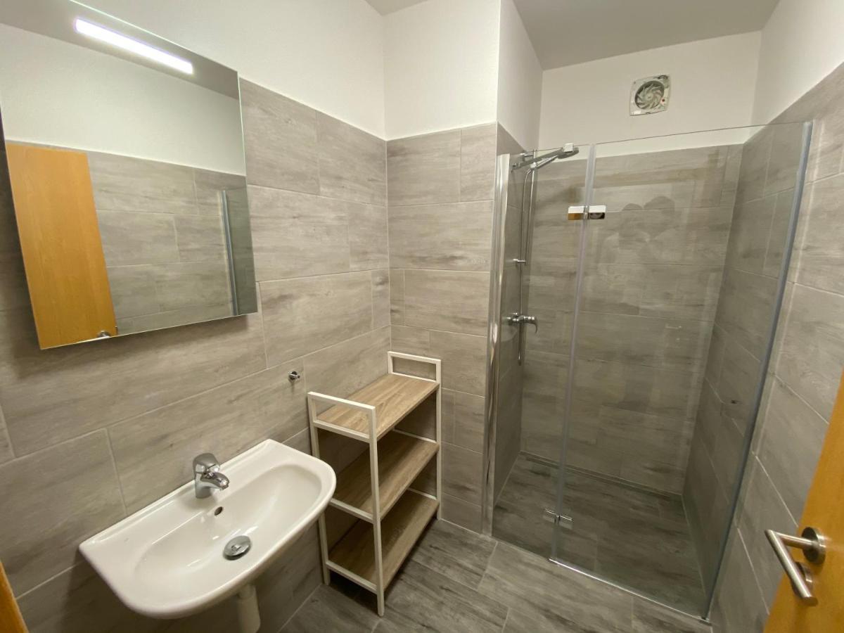 Ferienwohnung No. 34 Hradec Králové Exterior foto